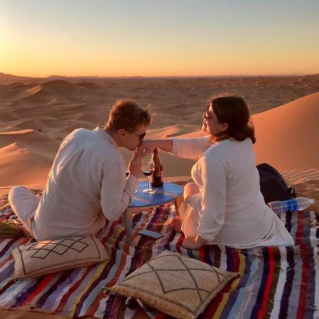 Aladdin Merzouga Camp Exterior foto